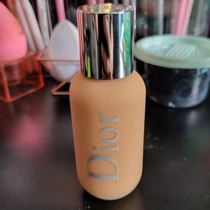 Dior foundation 4W